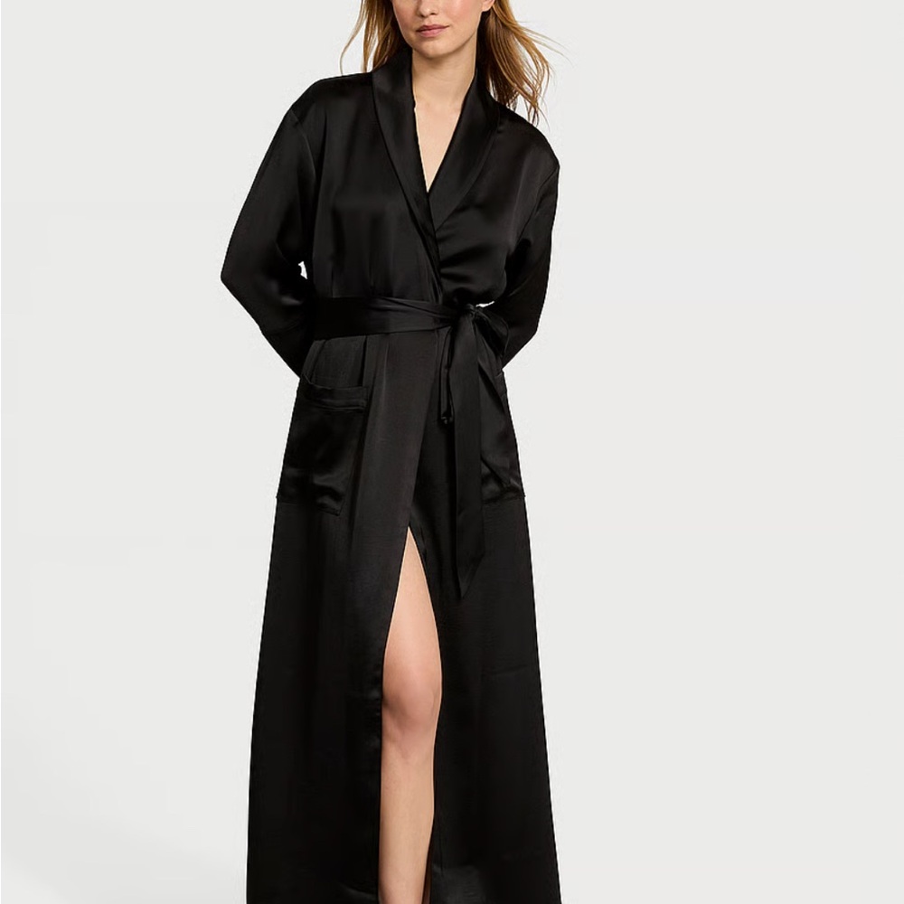 Victoria's Secret Black Satin Robe M/L NWT